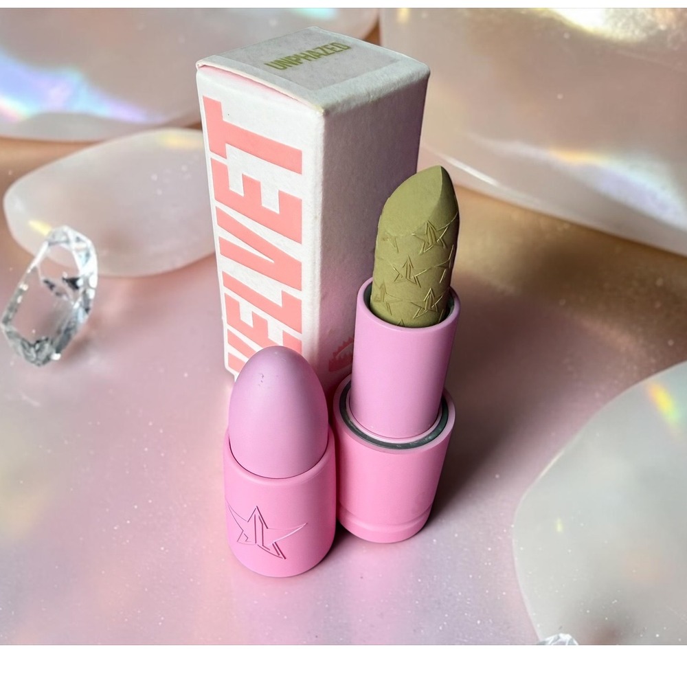 Jeffree Star Cosmetics - Velvet Trap Lipstick - Shade: Unphazed - *NIB*